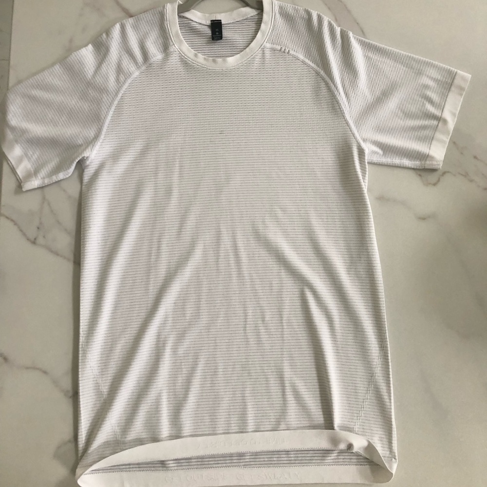 White Lululemon T Shirt